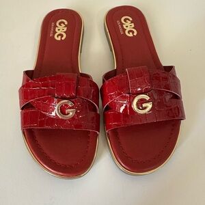 GUESS womens sandals‎ Signature Logo Slides size 5.5 Faux Leather Red
